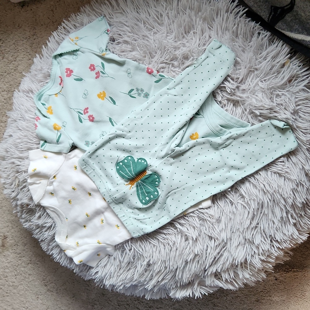 Carter's 3 piece set